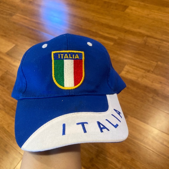 Accessories - Brand new baseball hat ITALIA
